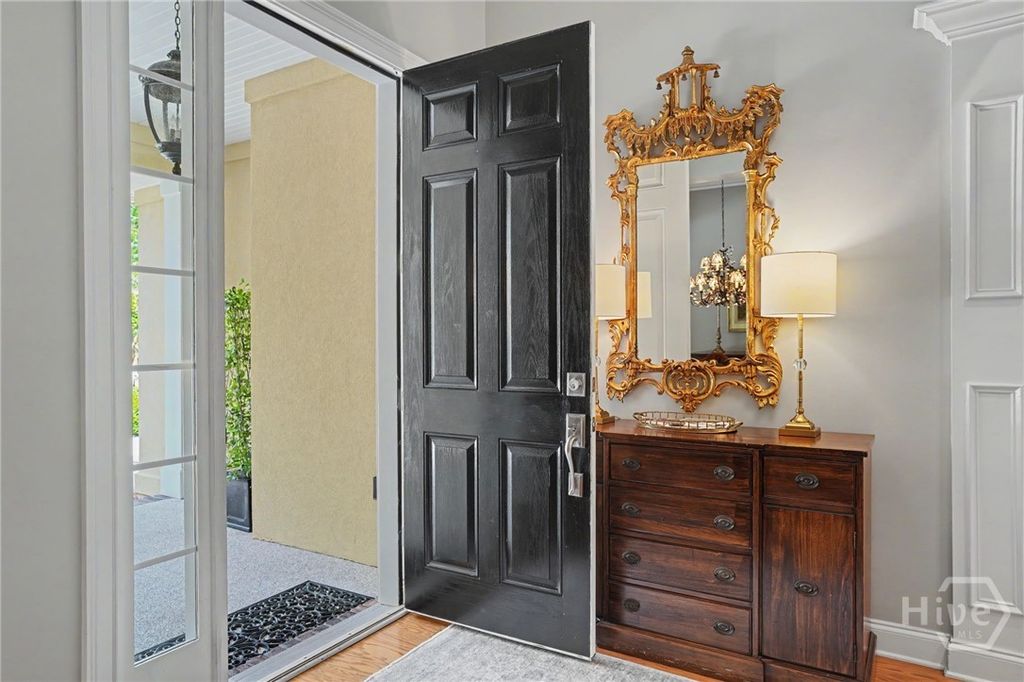 Image 2 of property listing at 5 Waterford Lane, Savannah, GA 31411