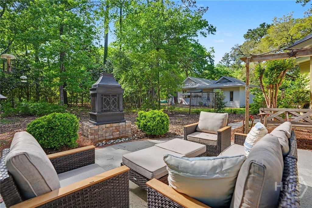 Image 29 of property listing at 5 Waterford Lane, Savannah, GA 31411