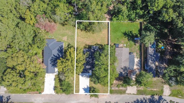 3575 Roy Bean Road, Willis, TX 77378