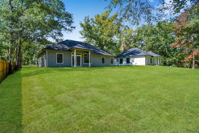 3575 Roy Bean Road, Willis, TX 77378