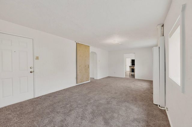 2426 Dora Avenue NW, Albuquerque, NM 87104