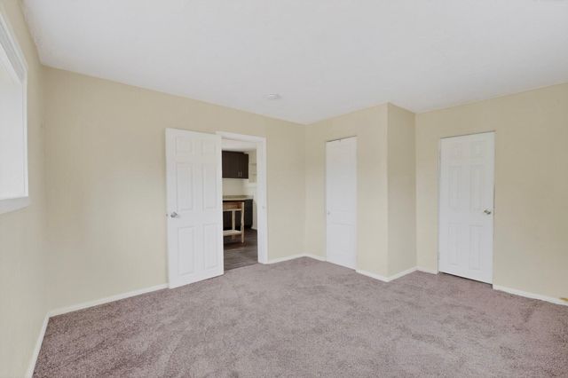 2426 Dora Avenue NW, Albuquerque, NM 87104