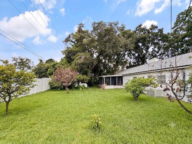 2340 DERBYSHIRE ROAD, Maitland, FL 32751