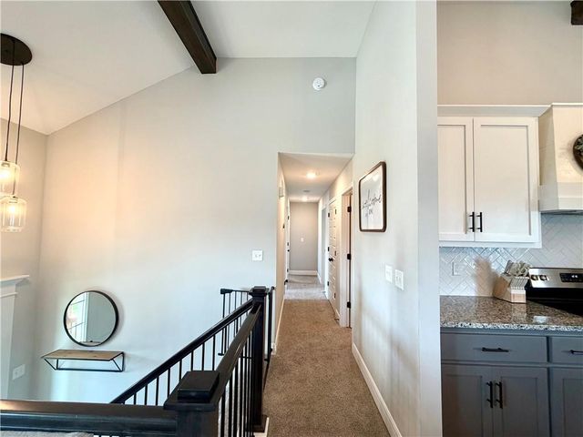 701 SE Juniper Drive, Blue Springs, MO 64014