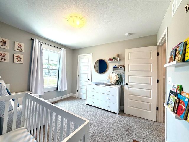 701 SE Juniper Drive, Blue Springs, MO 64014