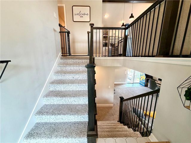 701 SE Juniper Drive, Blue Springs, MO 64014