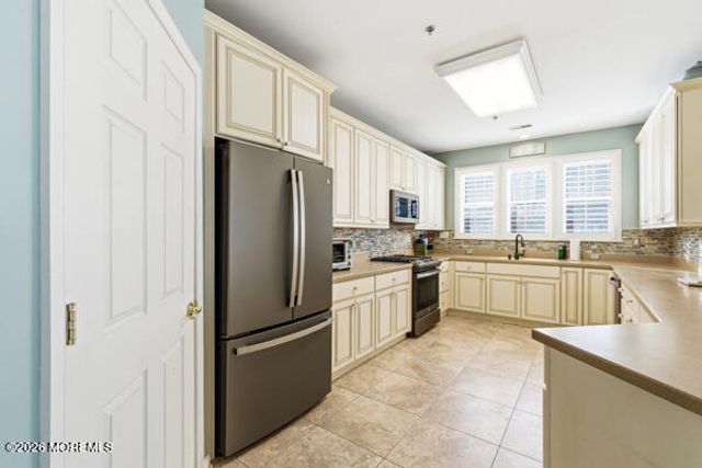 11 Cooper Avenue 107, Long Branch, NJ 07740