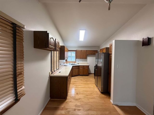 29671 Macintyre Street, Livonia, MI 48150
