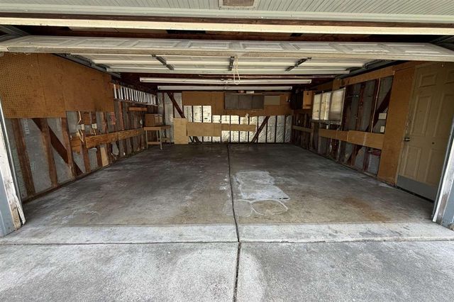 29671 Macintyre Street, Livonia, MI 48150