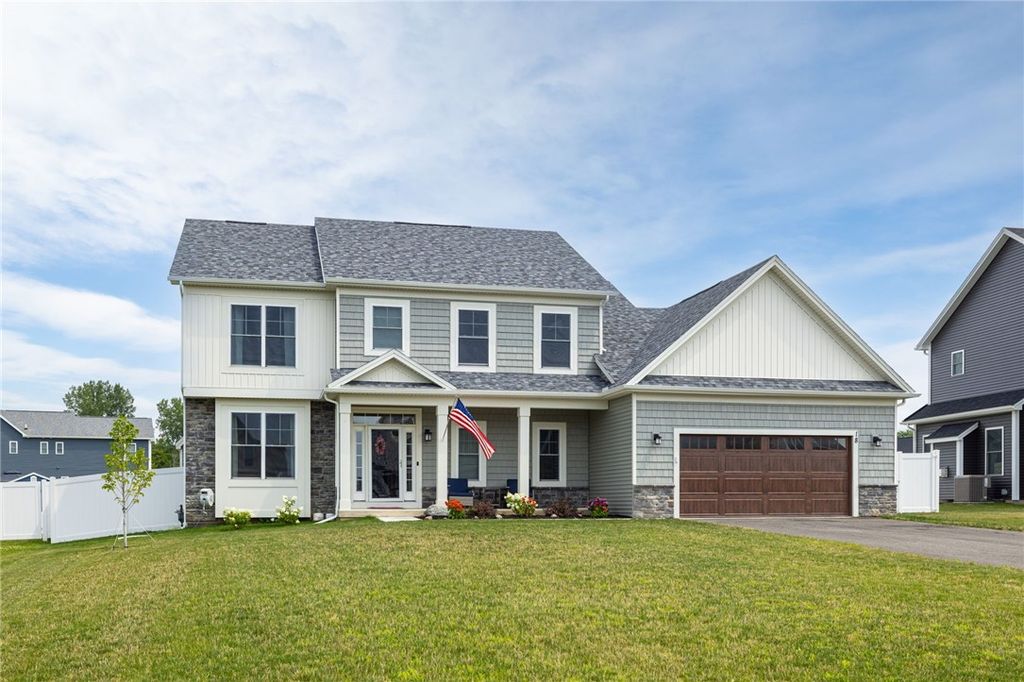 18 Giovanni Lane, Parma, NY 14468