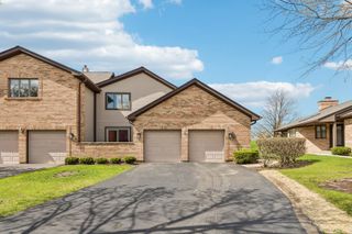 1766 Pebble Beach Drive, Hoffman Estates, IL 60169