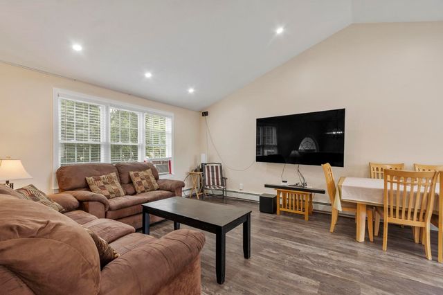30 2nd St, Worcester, MA 01605