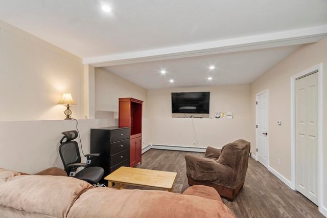 30 2nd St, Worcester, MA 01605