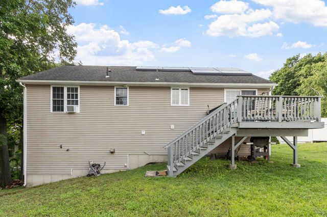 30 2nd St, Worcester, MA 01605