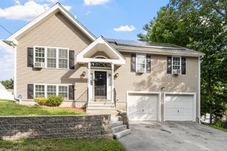 30 2nd St, Worcester, MA 01605