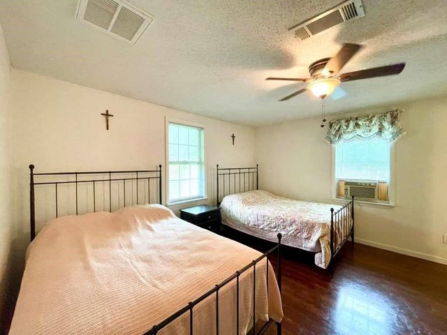801 Westway Street, Galena Park, TX 77547