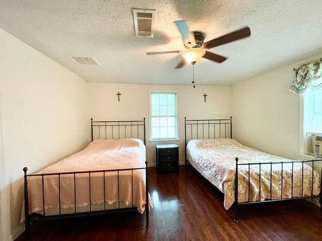 801 Westway Street, Galena Park, TX 77547
