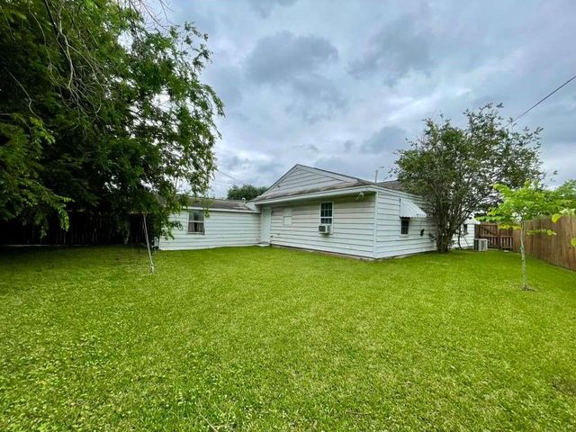 801 Westway Street, Galena Park, TX 77547