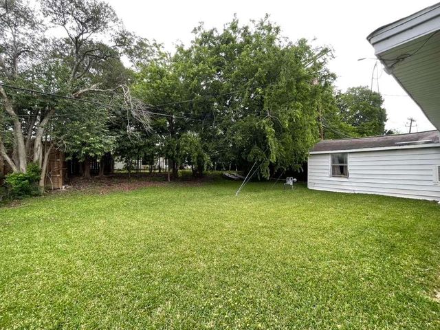 801 Westway Street, Galena Park, TX 77547
