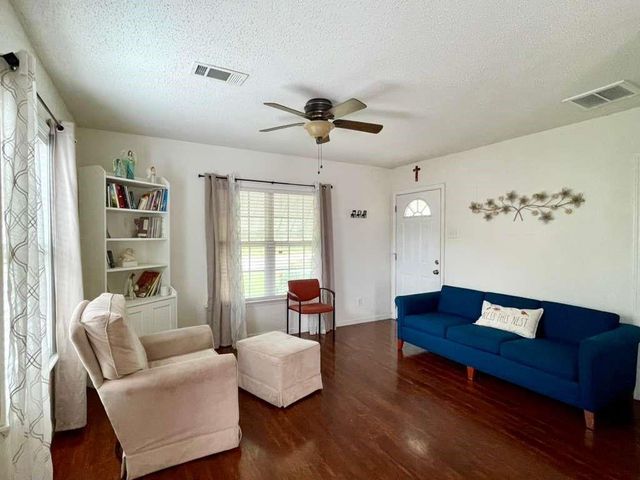 801 Westway Street, Galena Park, TX 77547
