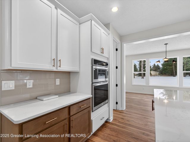 4270 Calipso Court, Dewitt, MI 48820