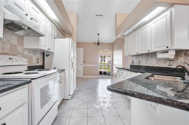 667 JESSANDA CIR, Lakeland, FL 33813