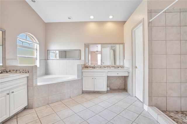 667 JESSANDA CIR, Lakeland, FL 33813