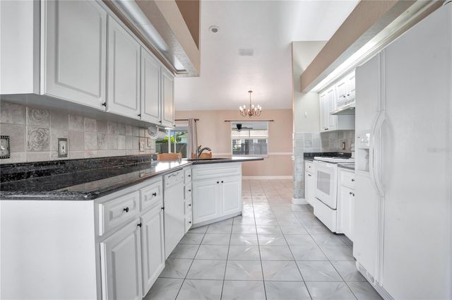 667 JESSANDA CIR, Lakeland, FL 33813