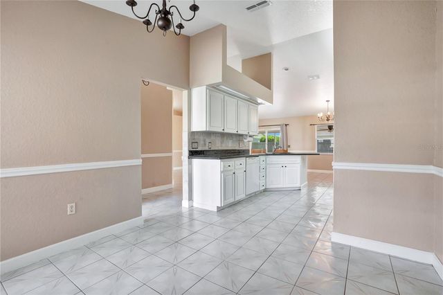 667 JESSANDA CIR, Lakeland, FL 33813