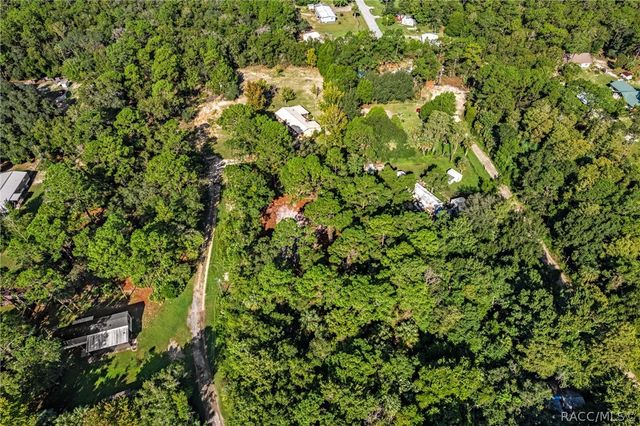 8181 W Tracy Court, Homosassa, FL 34448