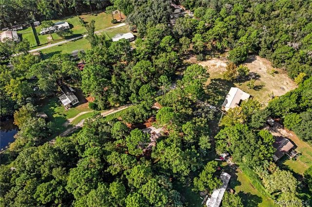 8181 W Tracy Court, Homosassa, FL 34448