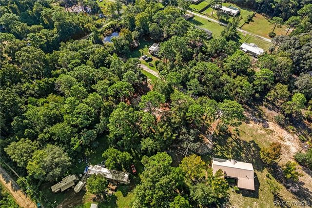 8181 W Tracy Court, Homosassa, FL 34448