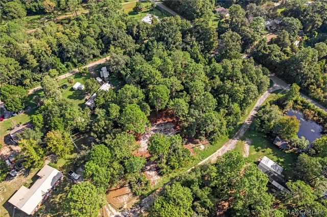 8181 W Tracy Court, Homosassa, FL 34448