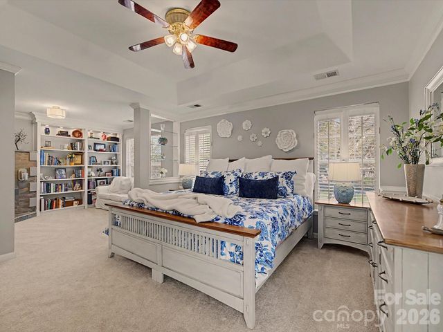 16214 Hollingbourne Road, Huntersville, NC 28078