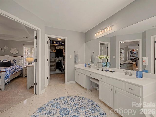 16214 Hollingbourne Road, Huntersville, NC 28078