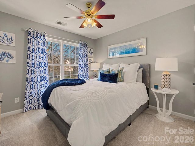 16214 Hollingbourne Road, Huntersville, NC 28078