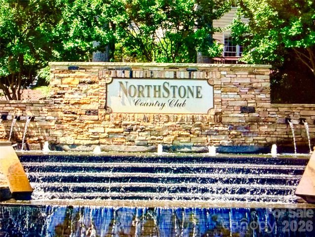 16214 Hollingbourne Road, Huntersville, NC 28078