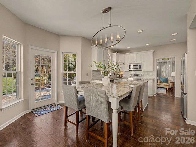 16214 Hollingbourne Road, Huntersville, NC 28078