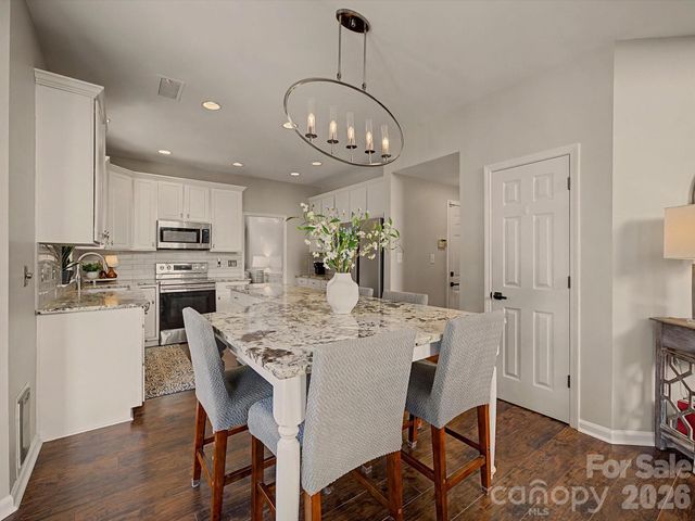 16214 Hollingbourne Road, Huntersville, NC 28078