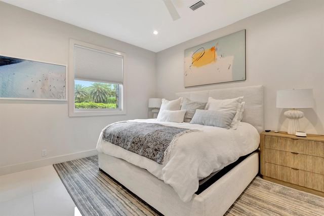 124 Golf Village Boulevard, Jupiter, FL 33458
