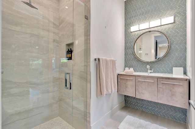 124 Golf Village Boulevard, Jupiter, FL 33458