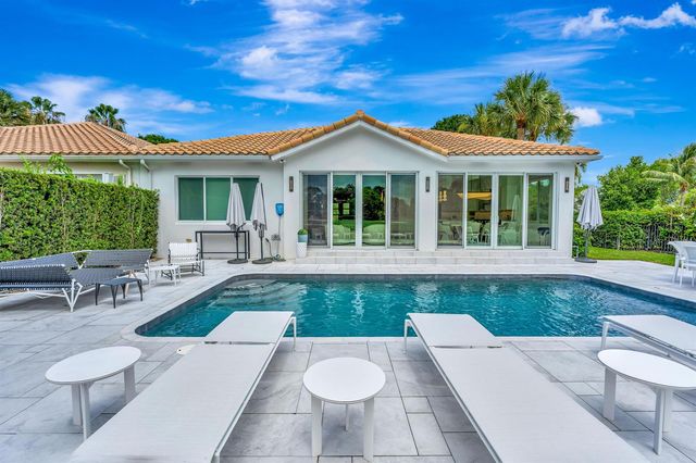 124 Golf Village Boulevard, Jupiter, FL 33458