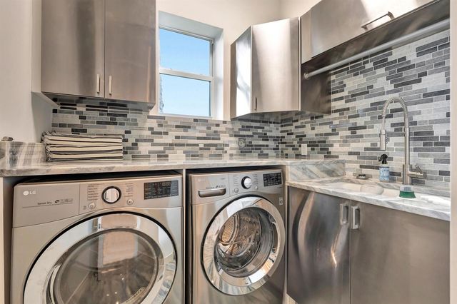 124 Golf Village Boulevard, Jupiter, FL 33458