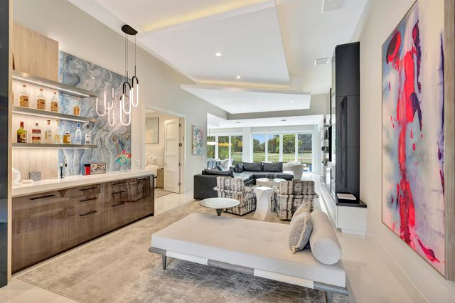124 Golf Village Boulevard, Jupiter, FL 33458