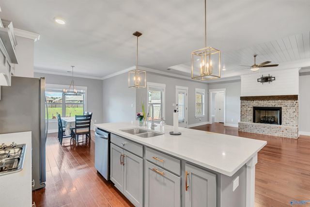 105 Tannenbaum Drive, Meridianville, AL 35759
