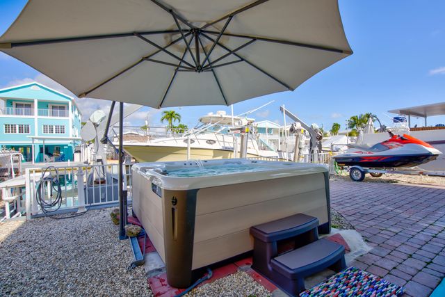 621 Santa Anita Lane, Key Largo, FL 33037