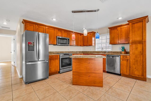 621 Santa Anita Lane, Key Largo, FL 33037