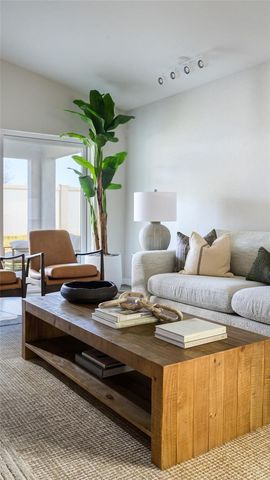 9166 BELLEVIEW FOREST PASS, Zephyrhills, FL 33541