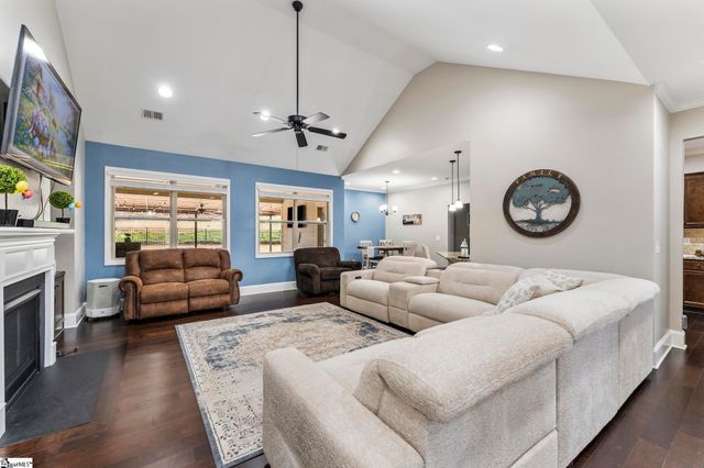 10 Vineyard Way, Williamston, SC 29697