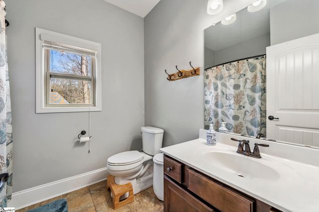 10 Vineyard Way, Williamston, SC 29697